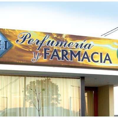 PH Perfumería y Farmacia